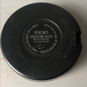 MAC Cosmetics Makeup - Brand new MAC Blush - Peaches MAC Cosmetics Makeup - Brand new MAC Blush - Peaches
